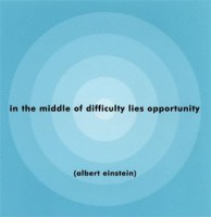 /album/galeria-de-fotos/in-the-middle-albert-einstein-mag-jpg/